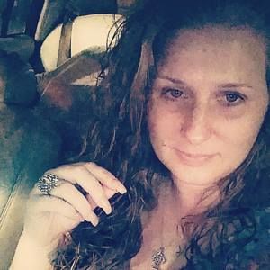 Meet your Posher, Tabitha